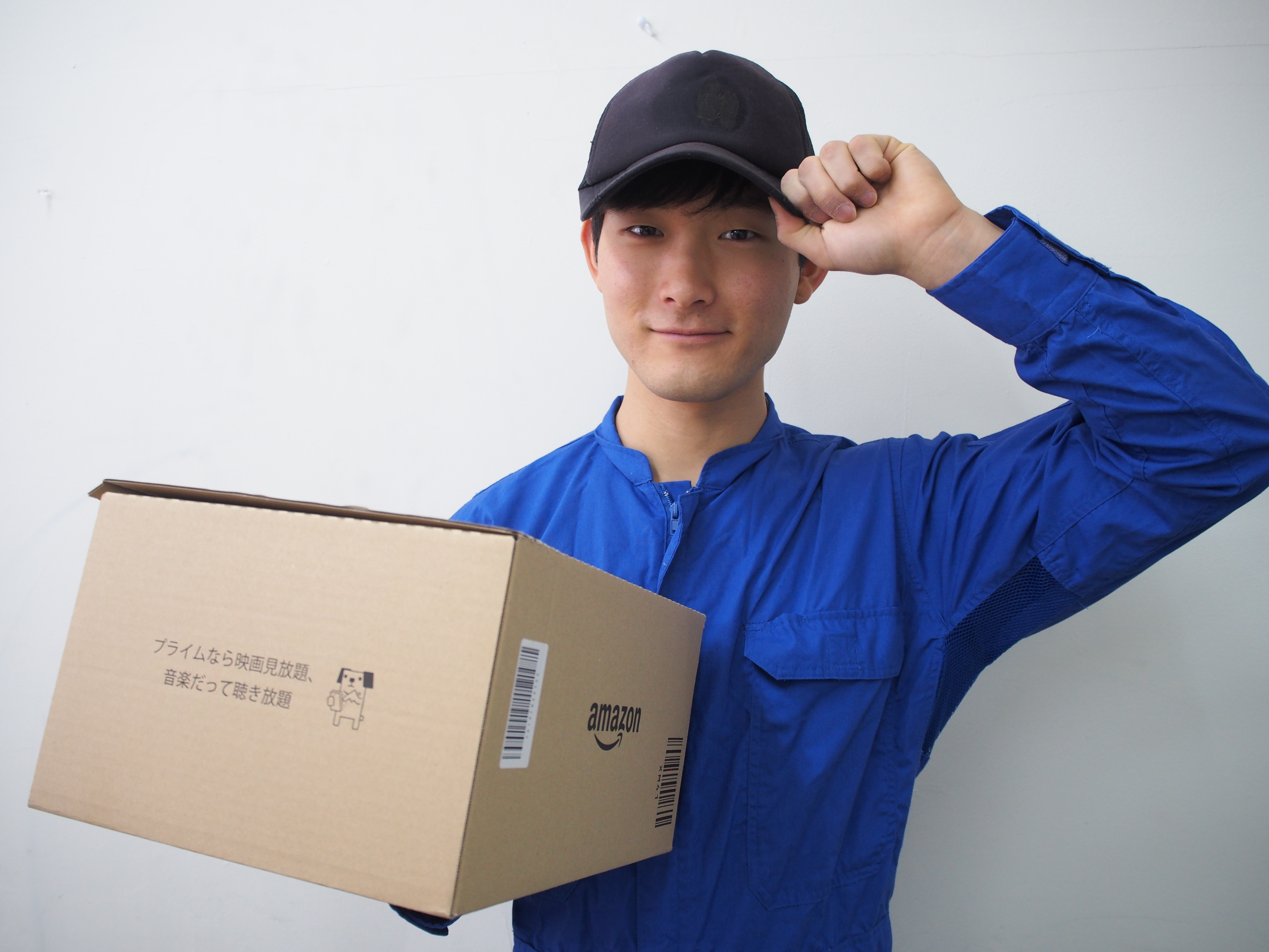 配送中の配達員