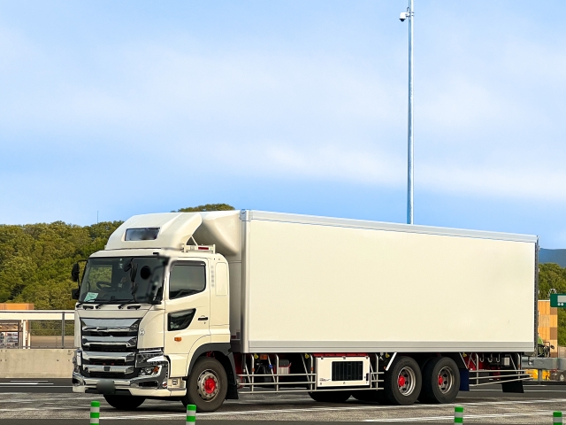 大型トラックの写真