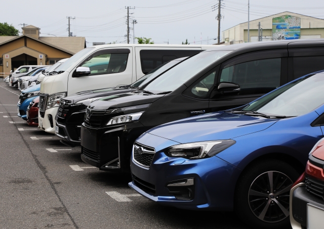 たくさんの種類の車